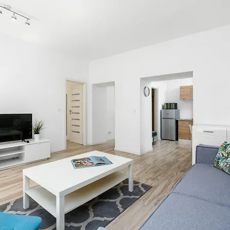 Modern One Bedroom Apartment In Poznan By Noclegi Renters Exterior photo
