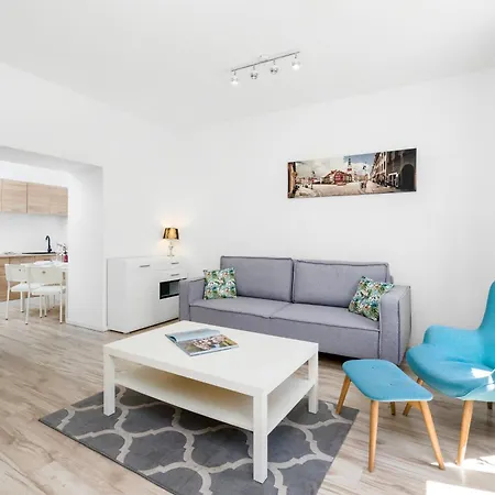 Modern One Bedroom Apartment In Poznan By Noclegi Renters Exterior photo