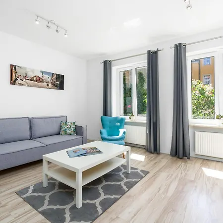 Modern One Bedroom Apartment In Poznan By Noclegi Renters Exterior photo