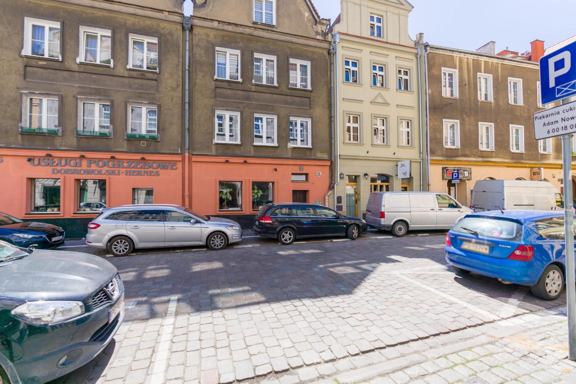 Apartment Modern One Bedroom In By Renters Poznan